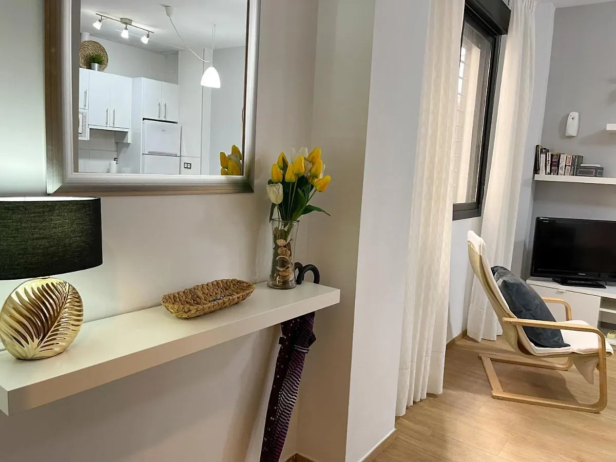 Quiet Apartment In The Heart Of Malaga Pool & Free Parking Spagna