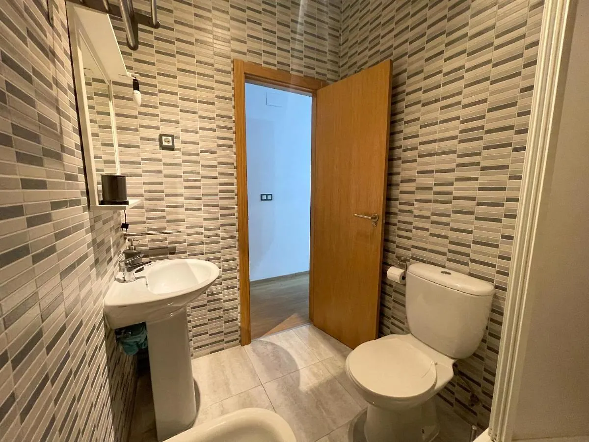 Quiet Apartment In The Heart Of Malaga Pool & Free Parking 0*,  Spagna